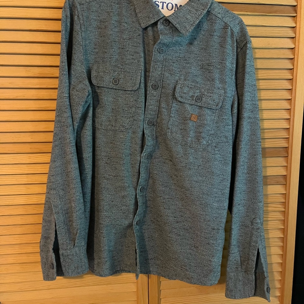 VISSLA Heathered Gray Shirt